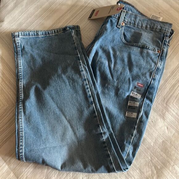 Levi’s Men’s 550 Relaxed Stretch Tapered Leg Light Denim Jeans - 36x30 - Picture 1 of 6